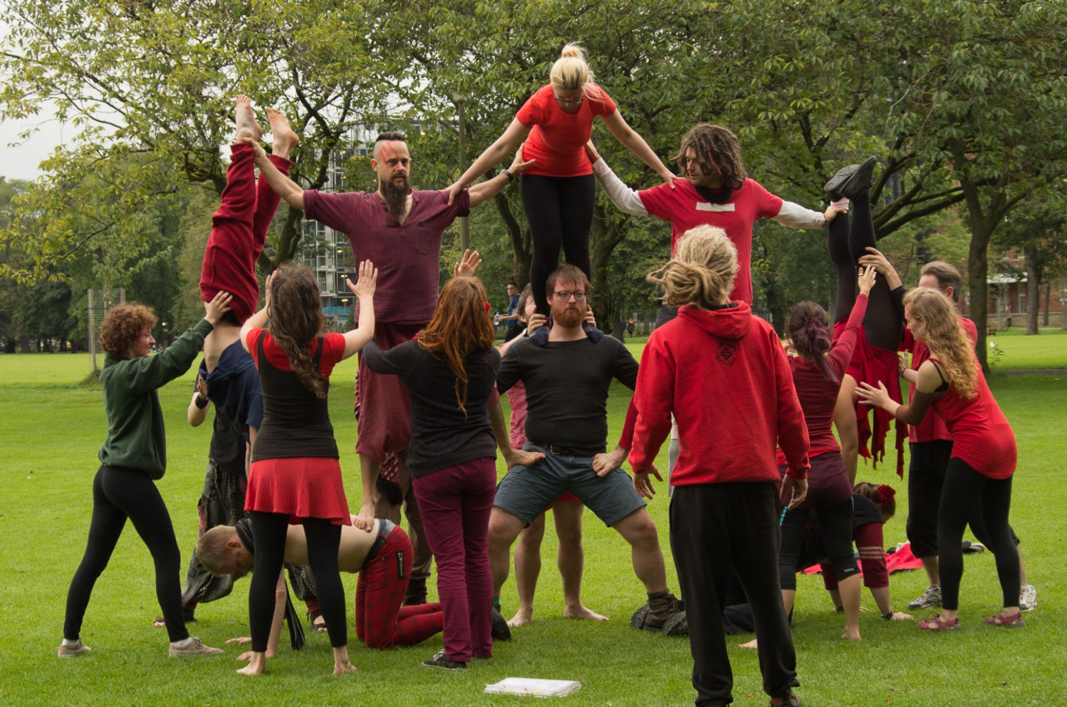 Reds rehearsing for Samhuinn 2016, by Maria Astefanoaei